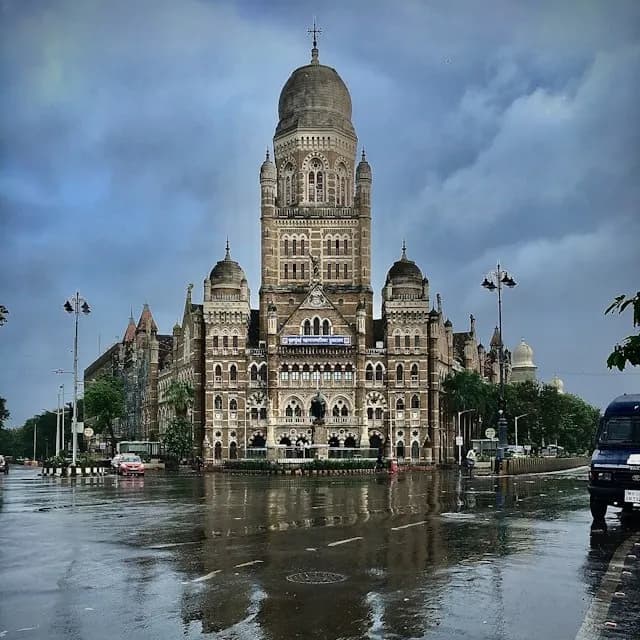 Mumbai city skyline